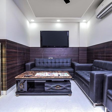 Hotel Aerostar Gold - Opposite Max Healthcare دلهي المظهر الخارجي الصورة