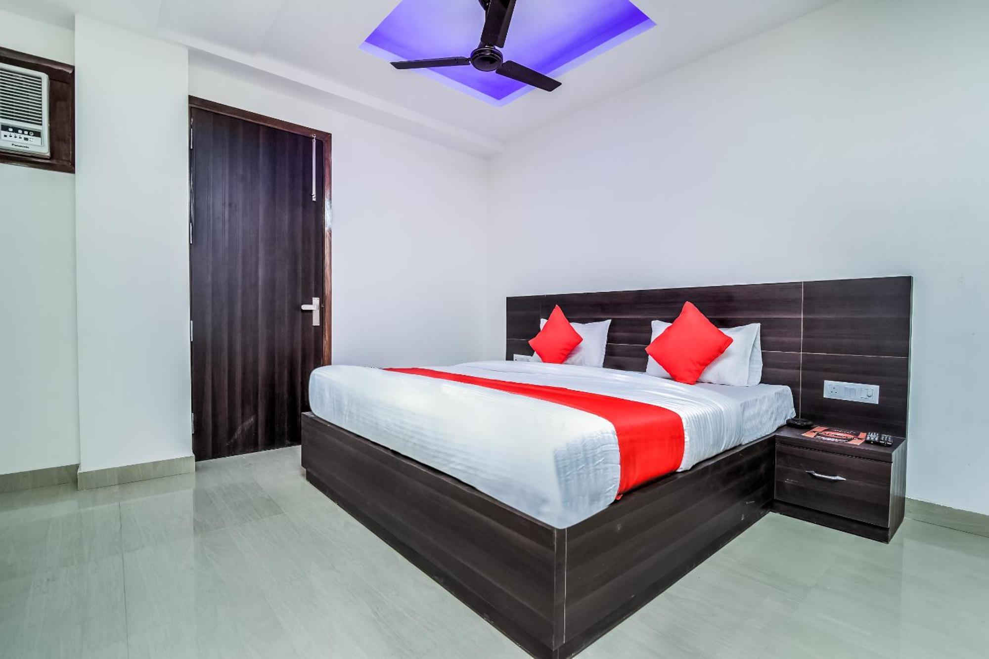 Hotel Aerostar Gold - Opposite Max Healthcare دلهي المظهر الخارجي الصورة
