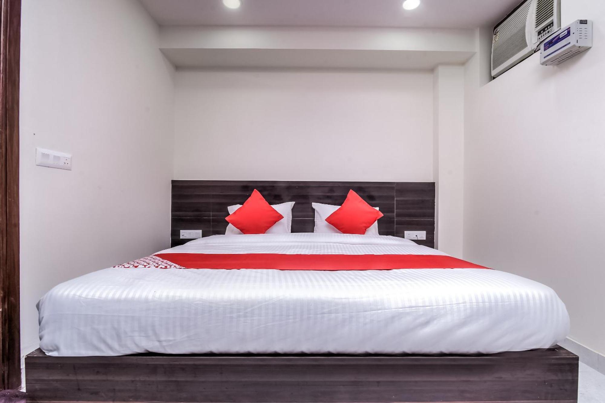 Hotel Aerostar Gold - Opposite Max Healthcare دلهي المظهر الخارجي الصورة