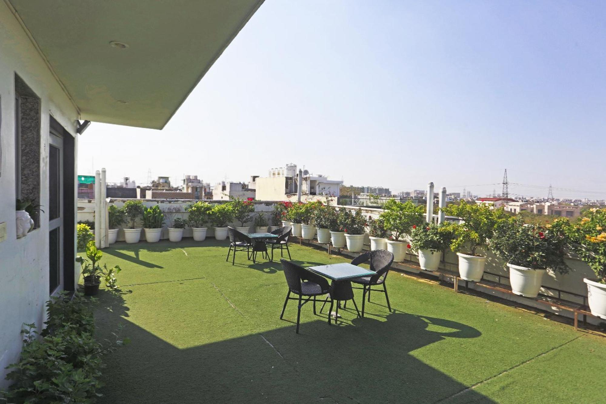 Hotel Aerostar Gold - Opposite Max Healthcare دلهي المظهر الخارجي الصورة