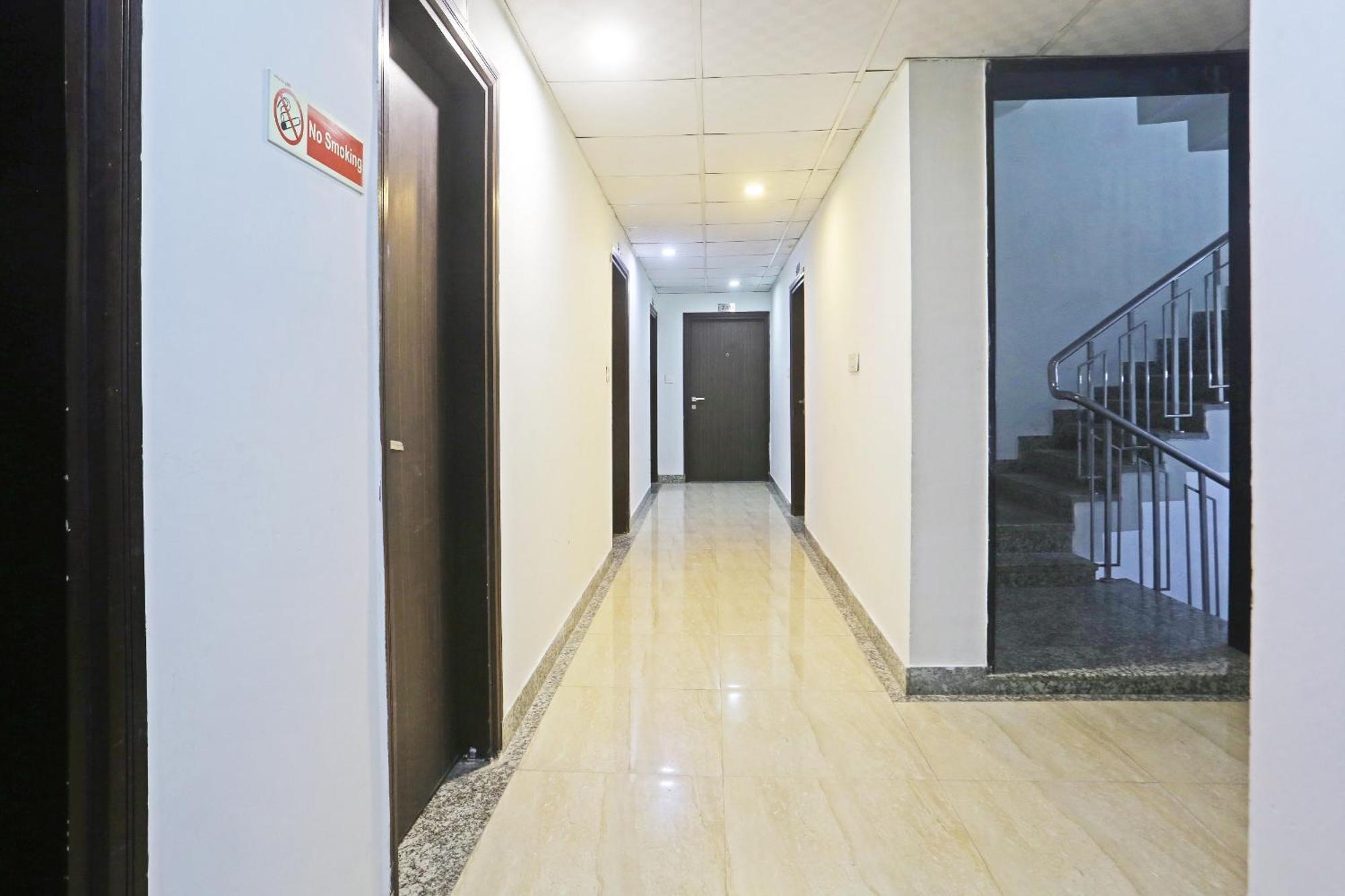 Hotel Aerostar Gold - Opposite Max Healthcare دلهي المظهر الخارجي الصورة